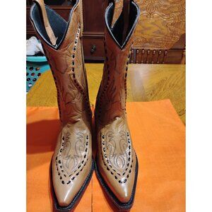 Men's Laredo Laramie boots,  size 8 new not worn no box. TA-216